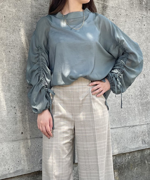 abahouse mavie（アバハウスマヴィ）の「【シアートップス】袖ギャザーブラウス（シャツ/ブラウス・レディース・ホワイト/ブラック/ダークグリーン/パープル系その他・0）」の12枚目の写真