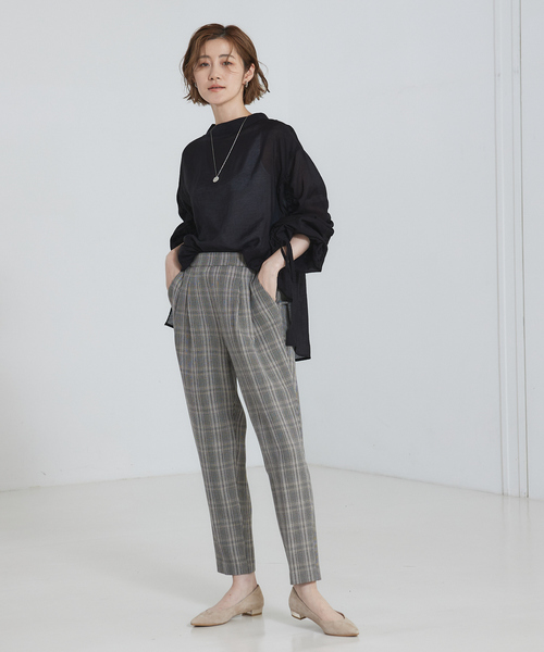 abahouse mavie（アバハウスマヴィ）の「【シアートップス】袖ギャザーブラウス（シャツ/ブラウス・レディース・ホワイト/ブラック/ダークグリーン/パープル系その他・0）」の16枚目の写真