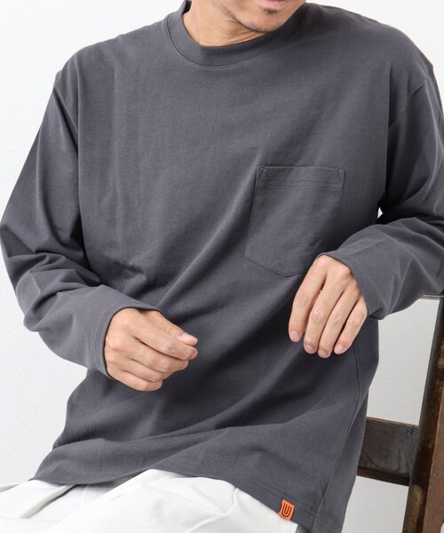 UNIVERSAL OVERALL(ユニバーサルオーバーオール)の「【UNIVERSAL OVERALL/ユニバーサルオーバーオール】別注 USコットン ワンポイント長袖Tシャツ ロンT(Tシャツ/カットソー・メンズ・ホワイト/グレイッシュベージュ/チャコールグレー・S/L/M)」の11枚目の写真