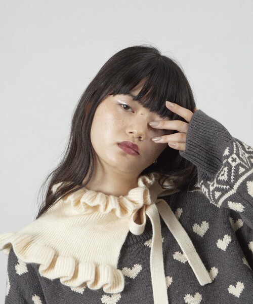 Firsthand（ファーストハンド）の「Firsthand/ファーストハンド ケープマフラー / つけ襟/ケープマフラー / つけ襟（付け襟・レディース・オフホワイト/ブラック・ONE SIZE）」の2枚目の写真