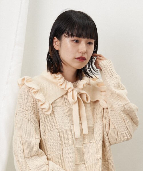 Firsthand（ファーストハンド）の「Firsthand/ファーストハンド ケープマフラー / つけ襟/ケープマフラー / つけ襟（付け襟・レディース・オフホワイト/ブラック・ONE SIZE）」の18枚目の写真