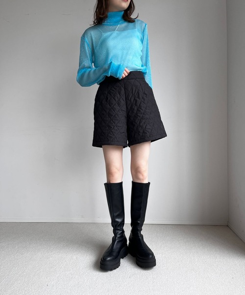 LOWRYS FARM（ローリーズファーム）の「ラメオフタートルロングスリーブ　984581（Tシャツ/カットソー・レディース・アイボリー/ブラック/ブルー/シルバー・FREE）」の16枚目の写真