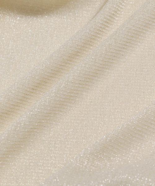 LOWRYS FARM（ローリーズファーム）の「ラメオフタートルロングスリーブ　984581（Tシャツ/カットソー・レディース・アイボリー/ブラック/ブルー/シルバー・FREE）」の5枚目の写真