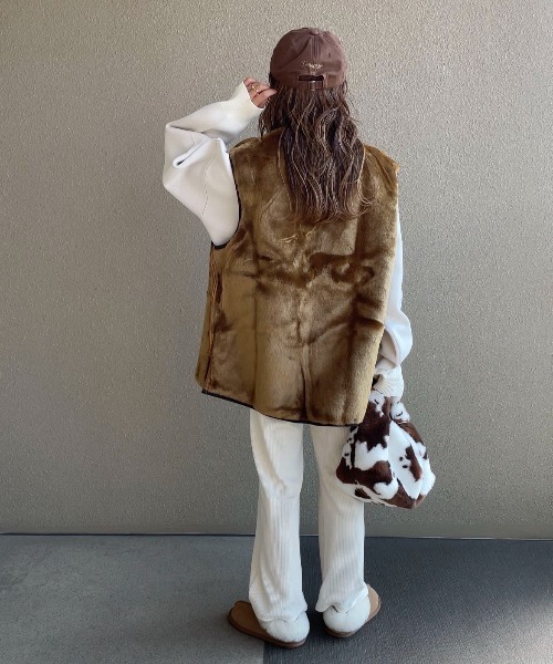 feepur by saya(フェピュールバイサヤ)の「スウェットライクジャガードロゴニット(ニット/セーター・レディース・グレー/ホワイト/オフホワイト/ブラック・MEDIUM)」の22枚目の写真