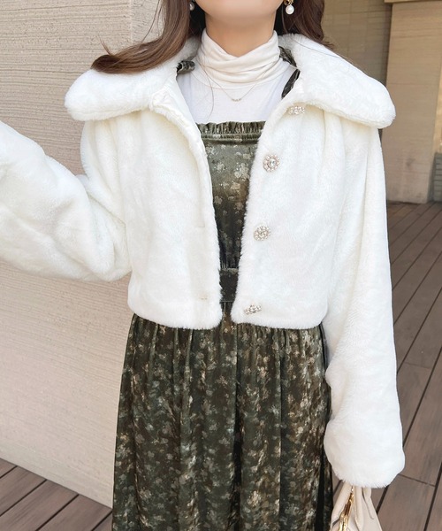 apres jour(アプレジュール)の「ベロアリボンキャミワンピース【ZOZOTOWN限定アイテム】(ワンピース・レディース・ブラウン系その他/ブラック/モスグリーン・フリー/X-LARGE)」の7枚目の写真