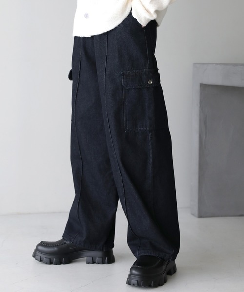 ETELIO（エテリオ）の「センターシームワイドバギードレープ/デニムカーゴパンツ（カーゴパンツ・メンズ・ブラウン/ライトグレー/ブラック/チャコール/ブルー系その他2/ブラック系その他/ブルー系その他・L/S/M）」の7枚目の写真