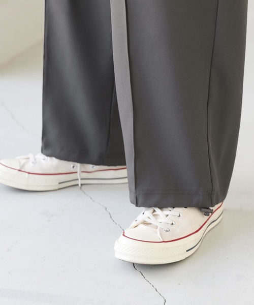 ETELIO（エテリオ）の「センターシームワイドバギードレープ/デニムカーゴパンツ（カーゴパンツ・メンズ・ブラウン/ライトグレー/ブラック/チャコール/ブルー系その他2/ブラック系その他/ブルー系その他・L/S/M）」の19枚目の写真