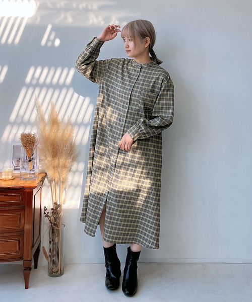 AS KNOW AS plus（アズノゥアズプラス）の「☆プリーツ切り替えシャツワンピ―ス（ワンピース・レディース・ブラック/イエロー系/カーキ・FREE）」の16枚目の写真