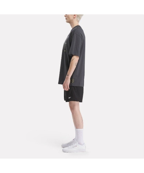 Reebok(リーボック)の「ヒューマンライツナウ ヒップホップ フォトTシャツ / HUMAN RIGHTS NOW HIP HOP PHOTO TEE(Tシャツ/カットソー・メンズ・チャコールグレー/オフホワイト・MEDIUM/SMALL/XX-LARGE/X-LARGE/X-SMALL/LARGE)」の6枚目の写真