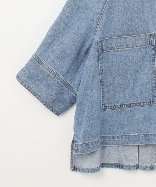 GRACE CONTINENTAL(グレースコンチネンタル)の「バックタックデニムシャツ(シャツ/ブラウス・レディース・インディゴブルー・36/38)」の12枚目の写真