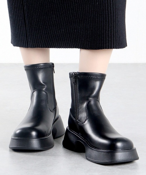 LibertyDoll(リバティードール)の「Liberty doll/厚底スクエアブーツ リブニットブーツ(9136) ストレッチブーツ(9137)(ブーツ・レディース・アイボリー/ブラック/ブラック系その他2/ブラック系その他・S/M/L/LL)」の14枚目の写真