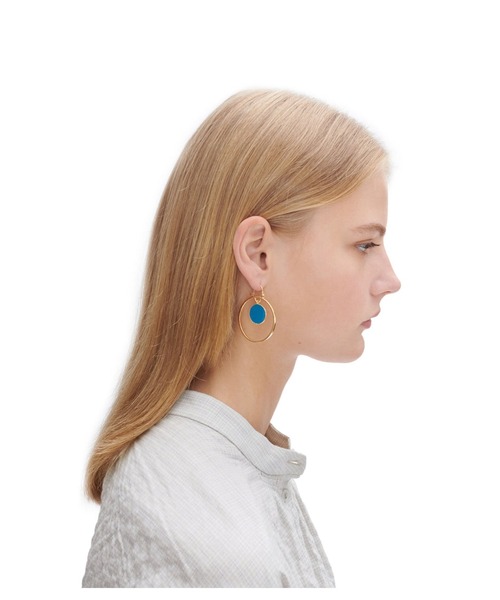 A.P.C.（アーペーセー）の「BOUCLES D'OREILLES ELOI  24P（ピアス（両耳用）・レディース・インディゴブルー・ONESIZE）」の3枚目の写真