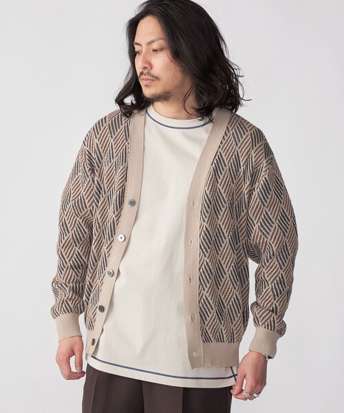 SHIPS(シップス)の「SHIPS: 〈手洗い可能〉ジオメトリック ジャカード カーディガン(カーディガン/ボレロ・メンズ・ブラック/スカイブルー/ベージュ・LARGE/MEDIUM/SMALL/X-LARGE)」の2枚目の写真