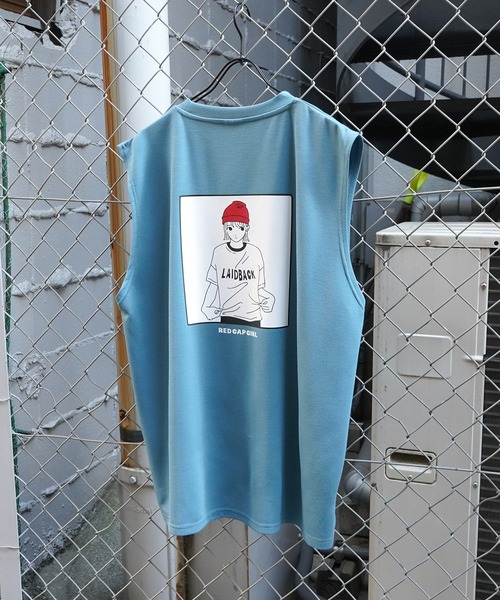 Red Cap Girl(レッドキャプガール)の「【RED CAP GIRL】とろみドレープ バックプリント ノースリーブ ポンチカットソー(タンクトップ・メンズ・ブルー/ブラック/グレー/ホワイト・XL/M/L)」の10枚目の写真