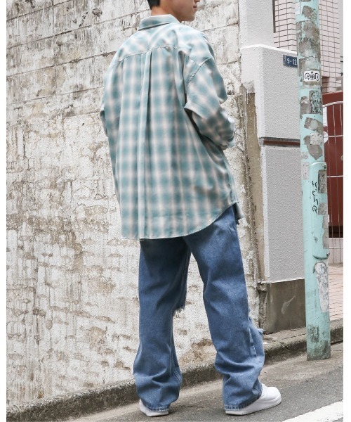 3.3 Field Trip （3.3フィールドトリップ）の「3.3 Field Trip／オンブレシャツ2（シャツ/ブラウス・メンズ・ブルー/グリーン/ブラック・FREE）」の14枚目の写真