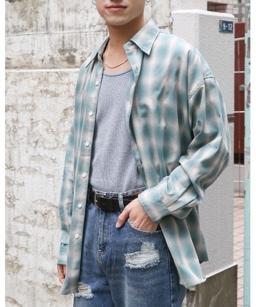 3.3 Field Trip （3.3フィールドトリップ）の「3.3 Field Trip／オンブレシャツ2（シャツ/ブラウス・メンズ・ブルー/グリーン/ブラック・FREE）」の15枚目の写真