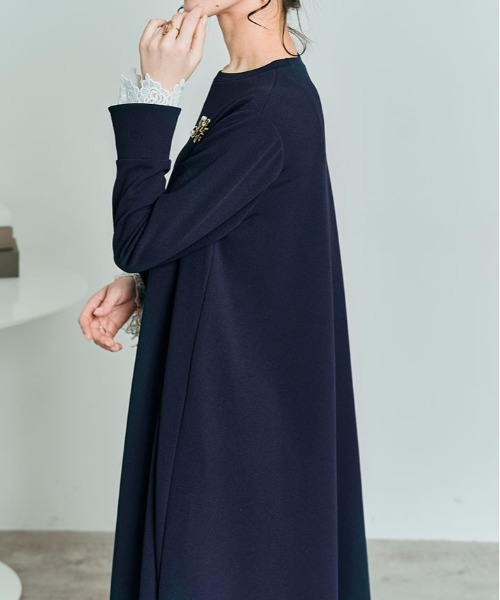 kirakiraShop(キラキラショップ)の「「mochiz」全方向 ストレッチ 4way レース カフス フレア ワンピース(ワンピース・レディース・ネイビー/ライトベージュ/ブラック/チャコール・M/L)」の12枚目の写真