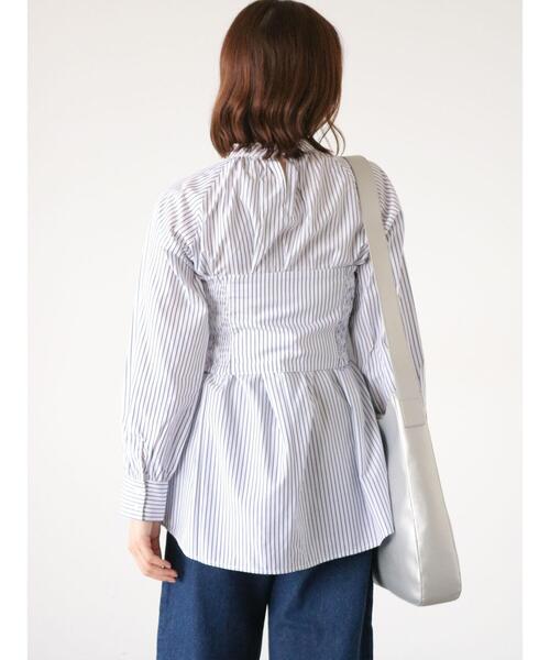 Te chichi TERRASSE(テチチテラス)の「ビスチェセットスタンドネックブラウス(シャツ/ブラウス・レディース・ホワイト/オフホワイト/ネイビー・F)」の16枚目の写真