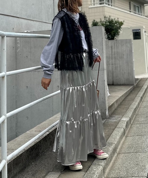 mi via loca(ミヴィアロカ)の「グリッター ティアードスカート(スカート・レディース・ブラック/シルバー/ブルー・FREE)」の8枚目の写真