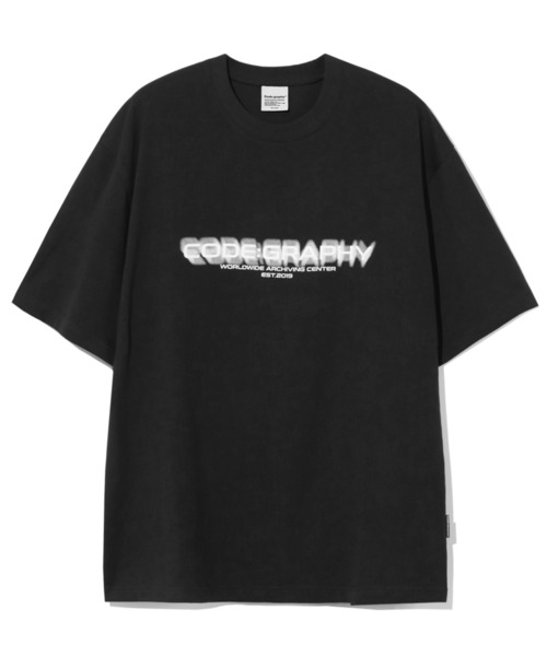 codegraphy(コードグラフィー)の「Code:graphy Lettering SHORT SLEEVE T-Shirt(Tシャツ/カットソー・メンズ・ブラック/ホワイト・LARGE/MEDIUM/SMALL)」の2枚目の写真