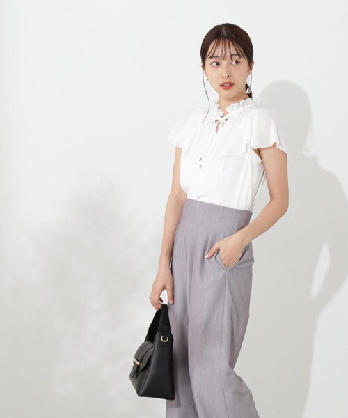 PROPORTION BODY DRESSING(プロポーションボディドレッシング)の「楊柳ラッフルブラウス / 1214110503(シャツ/ブラウス・レディース・イエロー/ホワイト/ブルー・SMALL/MEDIUM)」の4枚目の写真