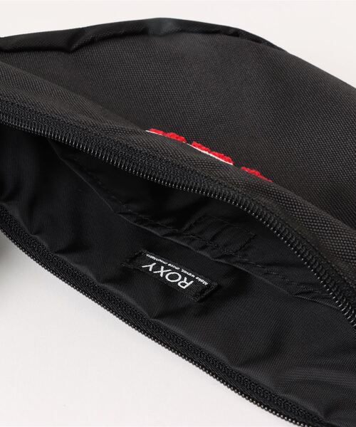ROXY(ロキシー)の「VAMOS SHOULDER BAG/ロキシーカレッジロゴショルダーバッグ(ショルダーバッグ・レディース・ミント/レッド/ブラック・FREE)」の6枚目の写真