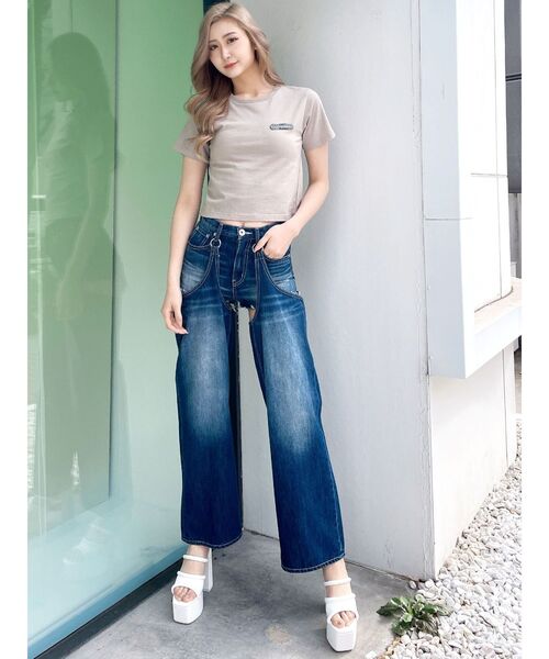 GYDA(ジェイダ)の「ENOUGH ショートTシャツ(Tシャツ/カットソー・レディース・ベージュ/チャコールグレー/オフホワイト・FREE)」の6枚目の写真