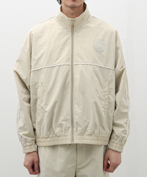 PARIS SAINT-GERMAIN(パリサンジェルマン)の「【Paris Saint-Germain / パリ・サン=ジェルマン】JP PIPING TOP(その他アウター・メンズ・ブラック/ベージュ・MEDIUM/LARGE)」の4枚目の写真
