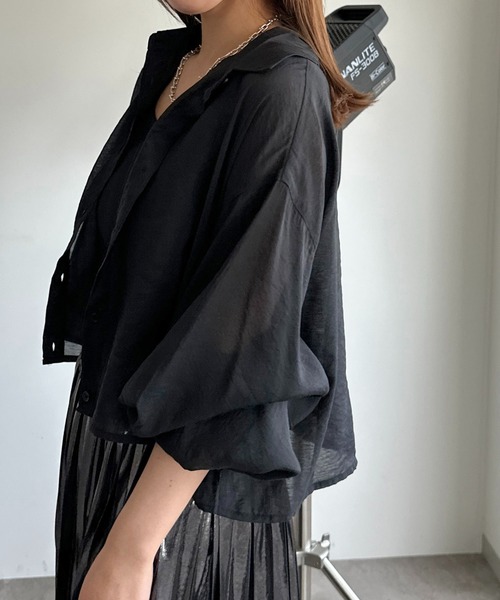 apres jour mignon（アプレジュールミニョン）の「クロップドシアーシャツ【ZOZOTOWN限定アイテム】（シャツ/ブラウス・レディース・グリーン/ピンク/ブルー/オフホワイト/チャコールグレー/パープル/ブラック/ライトピンク/ブルー系その他・X-LARGE/フリー）」の19枚目の写真