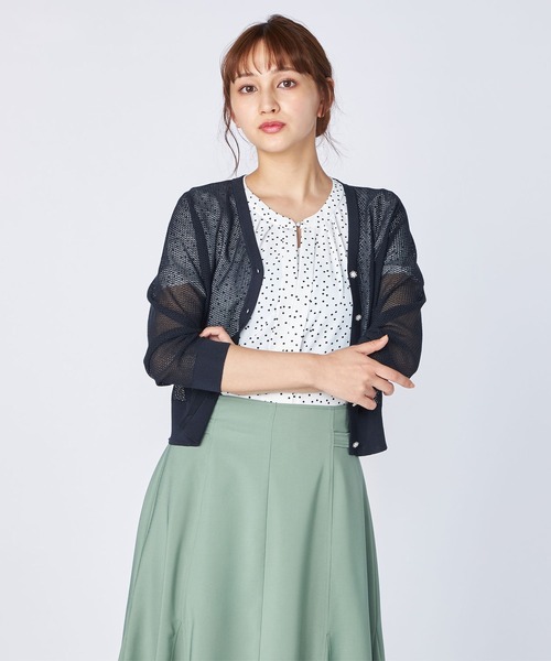 LAISSE PASSE(レッセパッセ)の「【WEB限定カラー】Vネックすかし編みカーディガン(カーディガン/ボレロ・レディース・ネイビー/アイボリー/ミント/ラベンダー/スモークピンク・MEDIUM)」の3枚目の写真