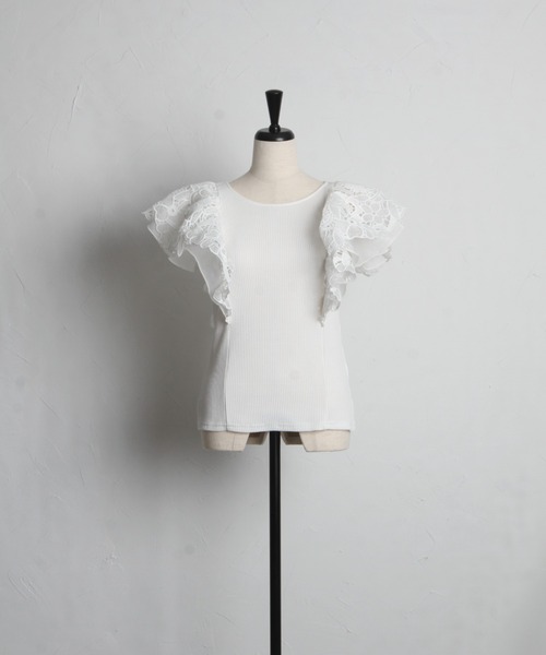 tocco closet(トッコ クローゼット)の「レースフリル切り替えリブカットプルオーバー(Tシャツ/カットソー・レディース・ブラック/ライトブルー/オフホワイト・M)」の19枚目の写真