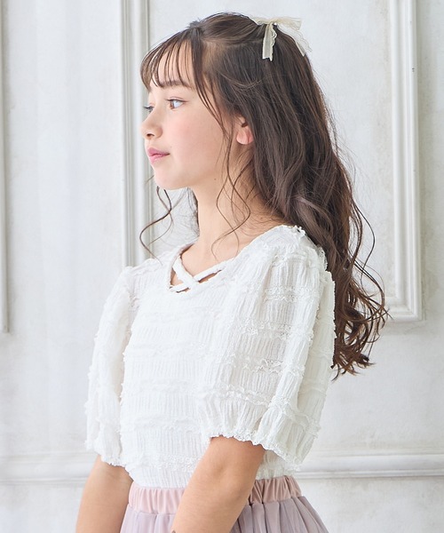 Amourire girl（アムリールガール）の「シャーリングレースTシャツ/ブラウス(130㎝～160㎝)（Tシャツ/カットソー・キッズ・オフホワイト/ブラック・140cm/160cm/150cm/130cm）」の7枚目の写真