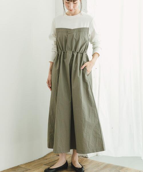 ITEMS URBANRESEARCH（アイテムズ アーバンリサーチ）の「ドッキングナイロンワンピース（ワンピース・レディース・ブラック/カーキ・FREE）」の4枚目の写真