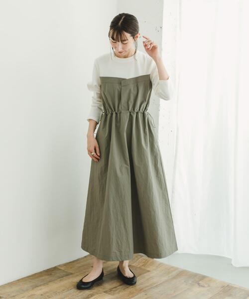 ITEMS URBANRESEARCH（アイテムズ アーバンリサーチ）の「ドッキングナイロンワンピース（ワンピース・レディース・ブラック/カーキ・FREE）」の6枚目の写真