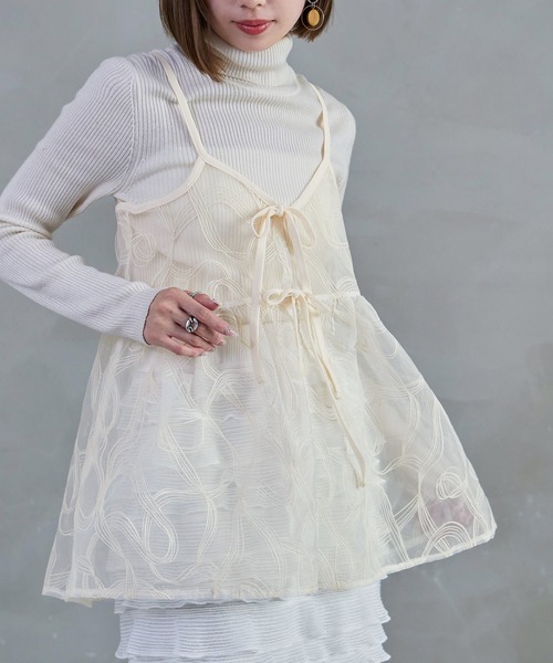 Fashion Letter(ファッションレター)の「シアーキャミソールビスチェ カップなし トップス キャミ リボン 刺繍 フレア 透け感 シースルー(キャミソール・レディース・アイボリー/ブラック・M)」の12枚目の写真