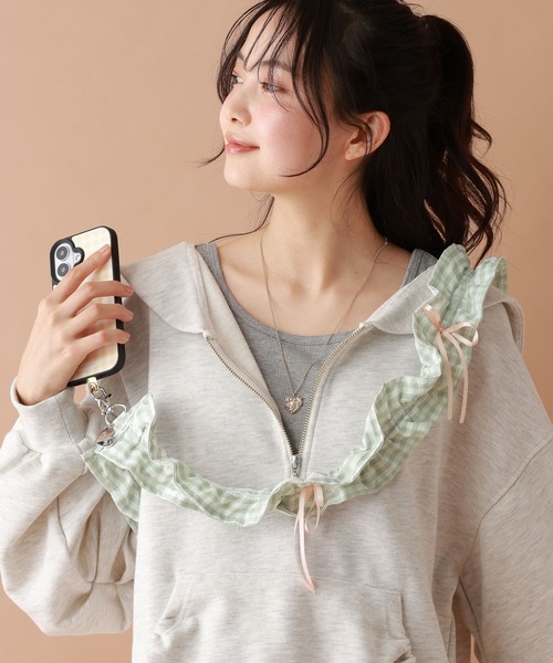 tiny tiny（ティニーティニー）の「ミニリボン付きショルダーストラップ[tiny tiny(ティニーティニー)]（スマホグッズ・レディース・ブラック/ピンク/グレー/レッド/レオパード/イエロー/ライトブルー/ホワイト/ブルー/レッド系その他/ベージュ/グリーン/桜/ブルー系その他/オフホワイト/ブラック系その他/ライトブラウン/レッド系その他2/アイボリー/イエロー系その他・0）」の10枚目の写真