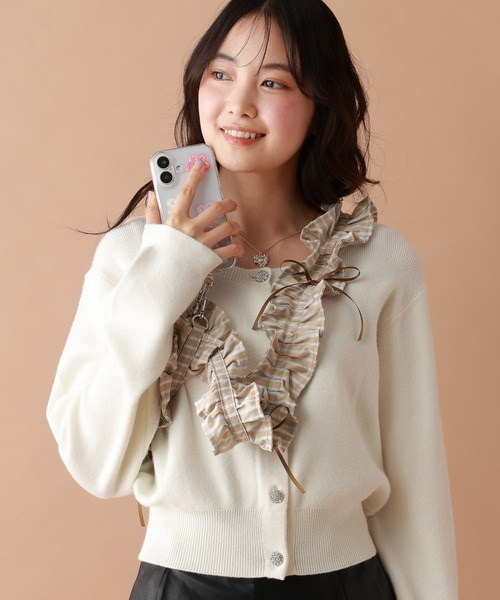 tiny tiny（ティニーティニー）の「ミニリボン付きショルダーストラップ[tiny tiny(ティニーティニー)]（スマホグッズ・レディース・ブラック/ピンク/グレー/レッド/レオパード/イエロー/ライトブルー/ホワイト/ブルー/レッド系その他/ベージュ/グリーン/桜/ブルー系その他/オフホワイト/ブラック系その他/ライトブラウン/レッド系その他2/アイボリー/イエロー系その他・0）」の7枚目の写真