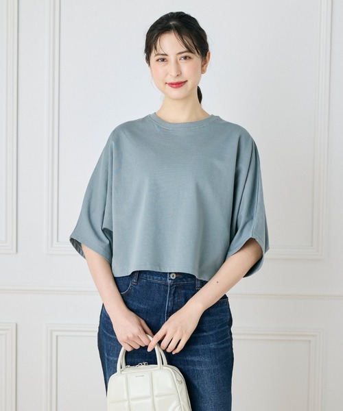 INED(イネド)の「ミニ裏毛クロップドトップス(Tシャツ/カットソー・レディース・スミクロ/オフホワイト/ブルーグレー・9号)」の8枚目の写真