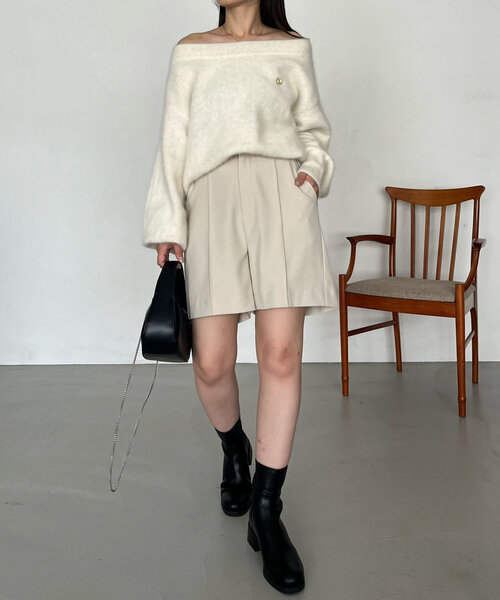 CAPRICIEUX LE'MAGE(カプリシューレマージュ)の「ピンタックショートパンツ(その他パンツ・レディース・ブラック/チャコールグレー/ホワイト系その他・38/36)」の9枚目の写真