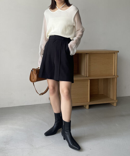 CAPRICIEUX LE'MAGE(カプリシューレマージュ)の「ピンタックショートパンツ(その他パンツ・レディース・ブラック/チャコールグレー/ホワイト系その他・38/36)」の13枚目の写真