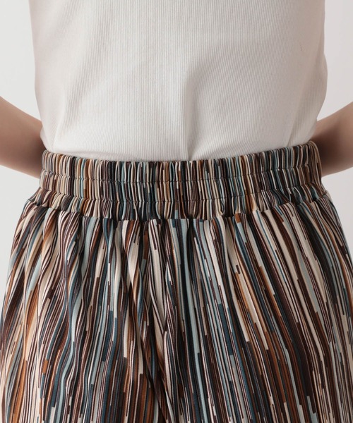 GLOBAL WORK Smile Seed Store（グローバルワーク スマイルシードストア）の「柄プリーツフレアパンツ/147047（その他パンツ・レディース・グリーン系その他/ブルー系その他・MEDIUM/LARGE）」の9枚目の写真