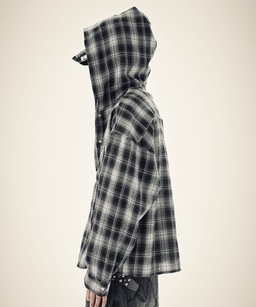 MSG（エムエスジー）の「オンブレチェックパールドットボタンフードシャツパーカー（シャツ/ブラウス・メンズ・ブラック/ブラウン系2/ブラウン/ネイビー/ネイビー系/ブラック系/ブラウン系/レッド系/ピンク・L/M/S/XL）」の18枚目の写真