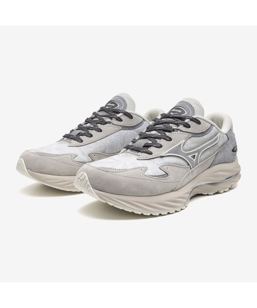 MIZUNO(ミズノ )の「MIZUNO WAVE RIDER β "MIMETICS"(ミズノ ウエーブ ライダー B ミメティックス)(スニーカー・メンズ・グレー系・25.5cm/25cm/24.5cm/29cm/27.5cm/26.5cm/26cm/24cm/23.5cm/23cm)」の1枚目の写真