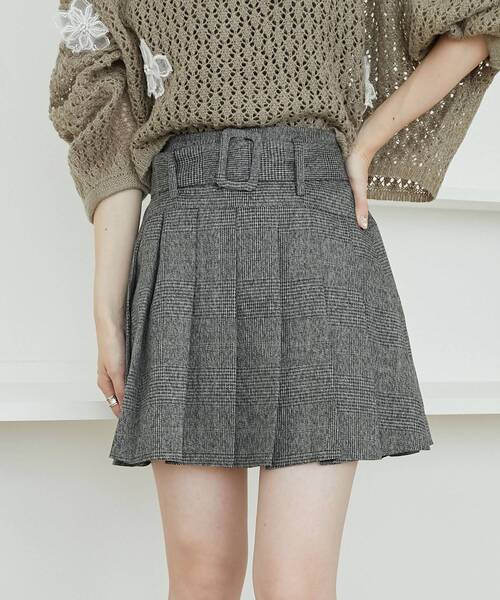 MAJESTIC LEGON（マジェスティックレゴン）の「ベルトセットプリーツミニスカパン（スカート・レディース・ブラウン/カーキオリーブ/ブラウン系その他2/グレー系その他/モカ・MEDIUM）」の2枚目の写真