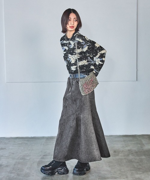 PAGEBOY（ページボーイ）の「アートパターンショートニット（ニット/セーター・レディース・オフホワイト/スカイブルー/ブラック・FREE）」の6枚目の写真