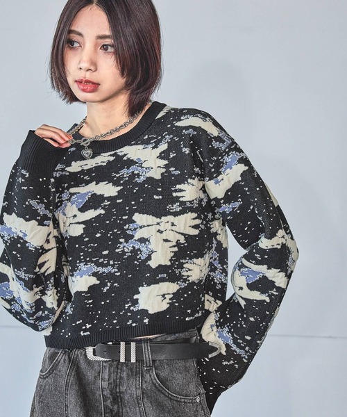 PAGEBOY（ページボーイ）の「アートパターンショートニット（ニット/セーター・レディース・オフホワイト/スカイブルー/ブラック・FREE）」の11枚目の写真