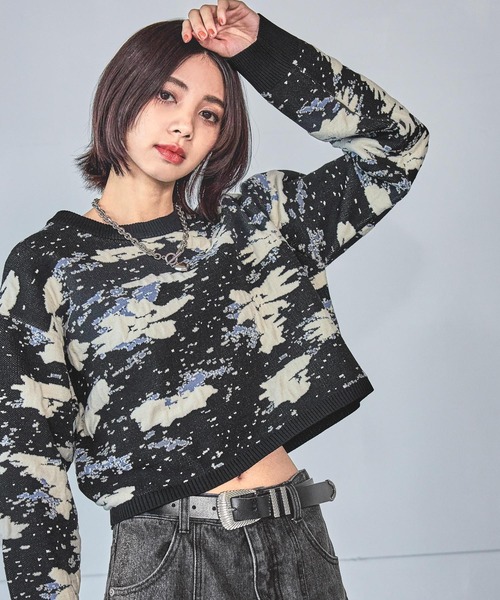 PAGEBOY（ページボーイ）の「アートパターンショートニット（ニット/セーター・レディース・オフホワイト/スカイブルー/ブラック・FREE）」の12枚目の写真