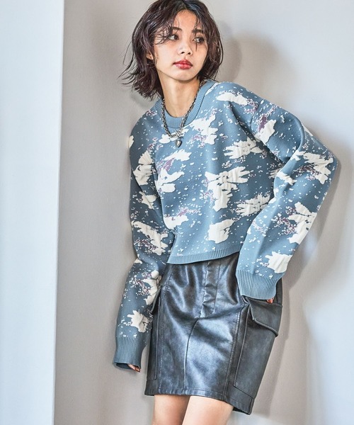 PAGEBOY（ページボーイ）の「アートパターンショートニット（ニット/セーター・レディース・オフホワイト/スカイブルー/ブラック・FREE）」の17枚目の写真