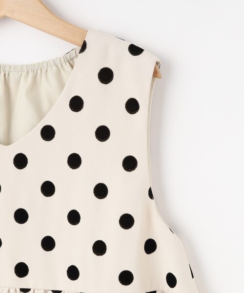 SHOO・LA・RUE（シューラルー）の「【100-140cm/プチセレ】フロッキードットワンピース（ワンピース・キッズ・アイボリー/ブラック・13/10/11/12/14）」の7枚目の写真