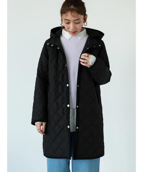 Lugnoncure（ルノンキュール）の「フード取外しキルトロングコート（その他アウター・レディース・モカ/ネイビー/ブラック・M/L）」の7枚目の写真